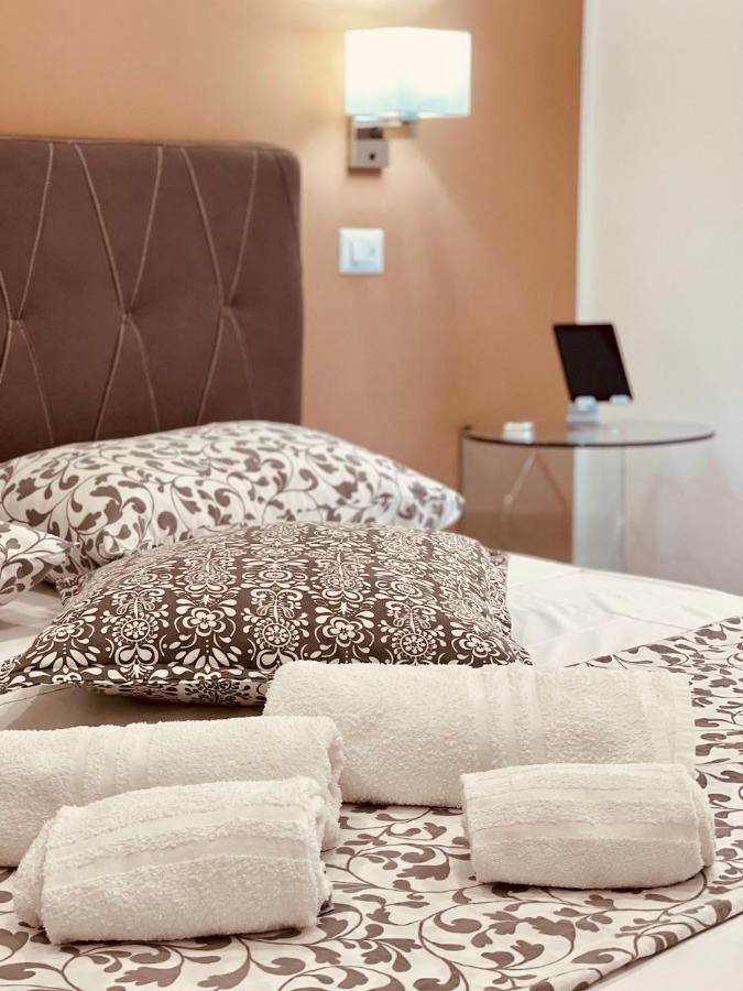 Ciu Ciu Home Suite Palermo Eksteriør bilde